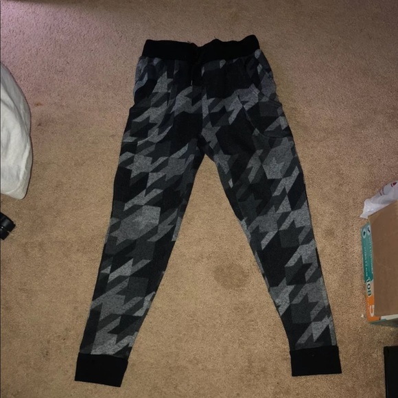 Black patterned joggers - Picture 1 of 2